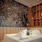Bessunger Forst Hotel 4*