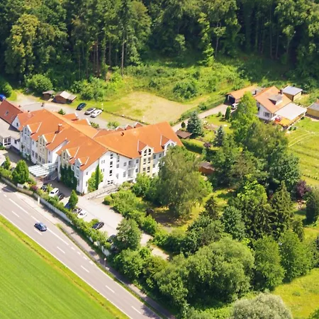 Hotel Bessunger Forst 4*