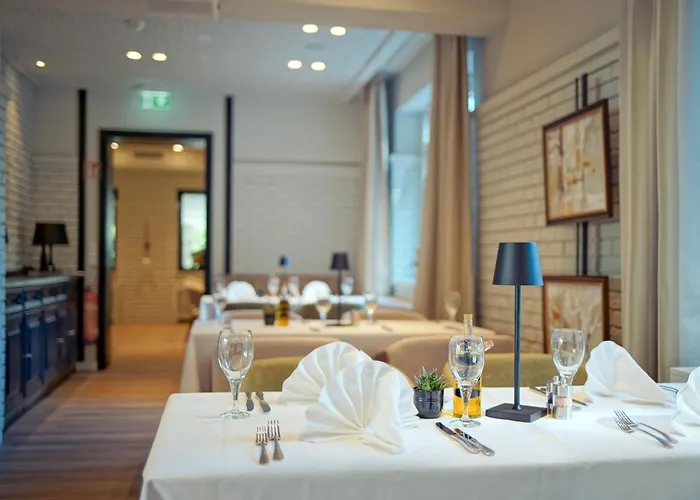 Bessunger Forst 4* Rossdorf (Hessen)